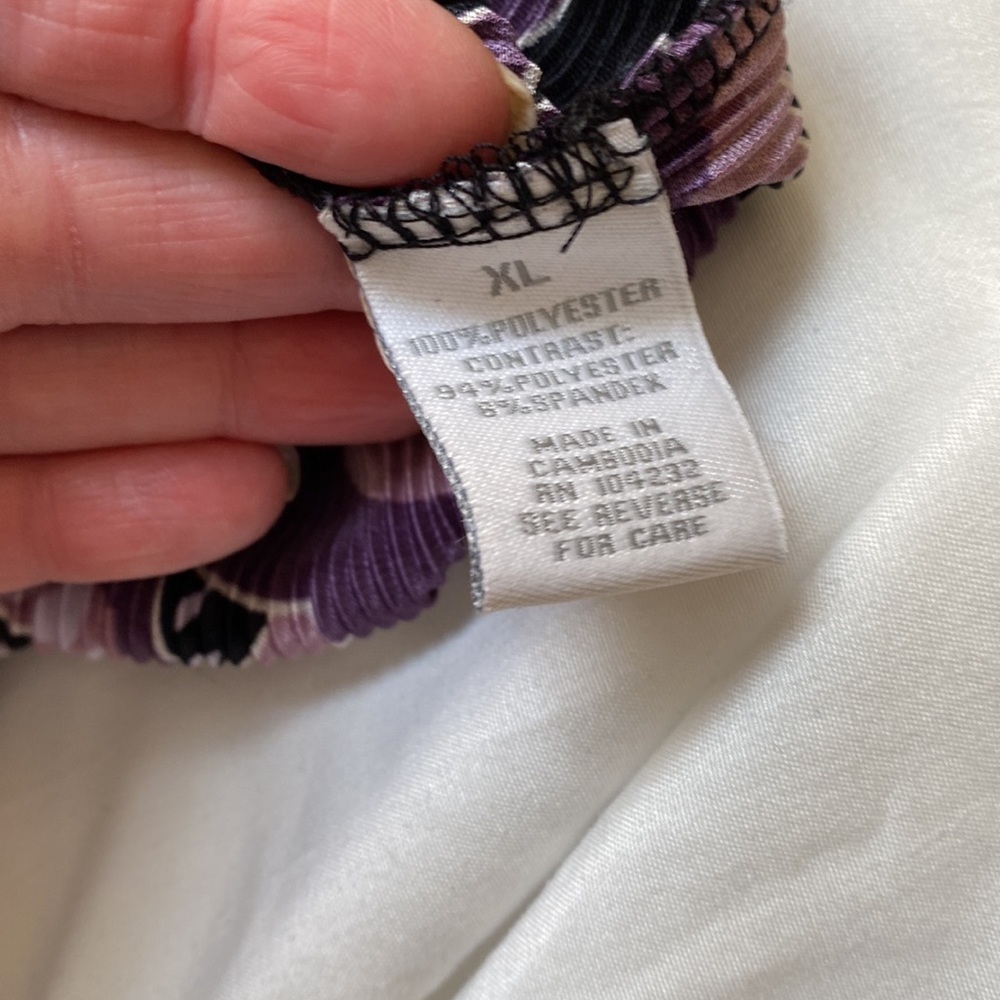 Beautiful Dress barn blouse - Picture 8 of 8